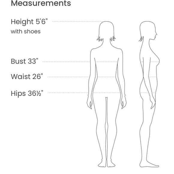 Elegant White Lace Wedding Dress - Picture 5 of 6